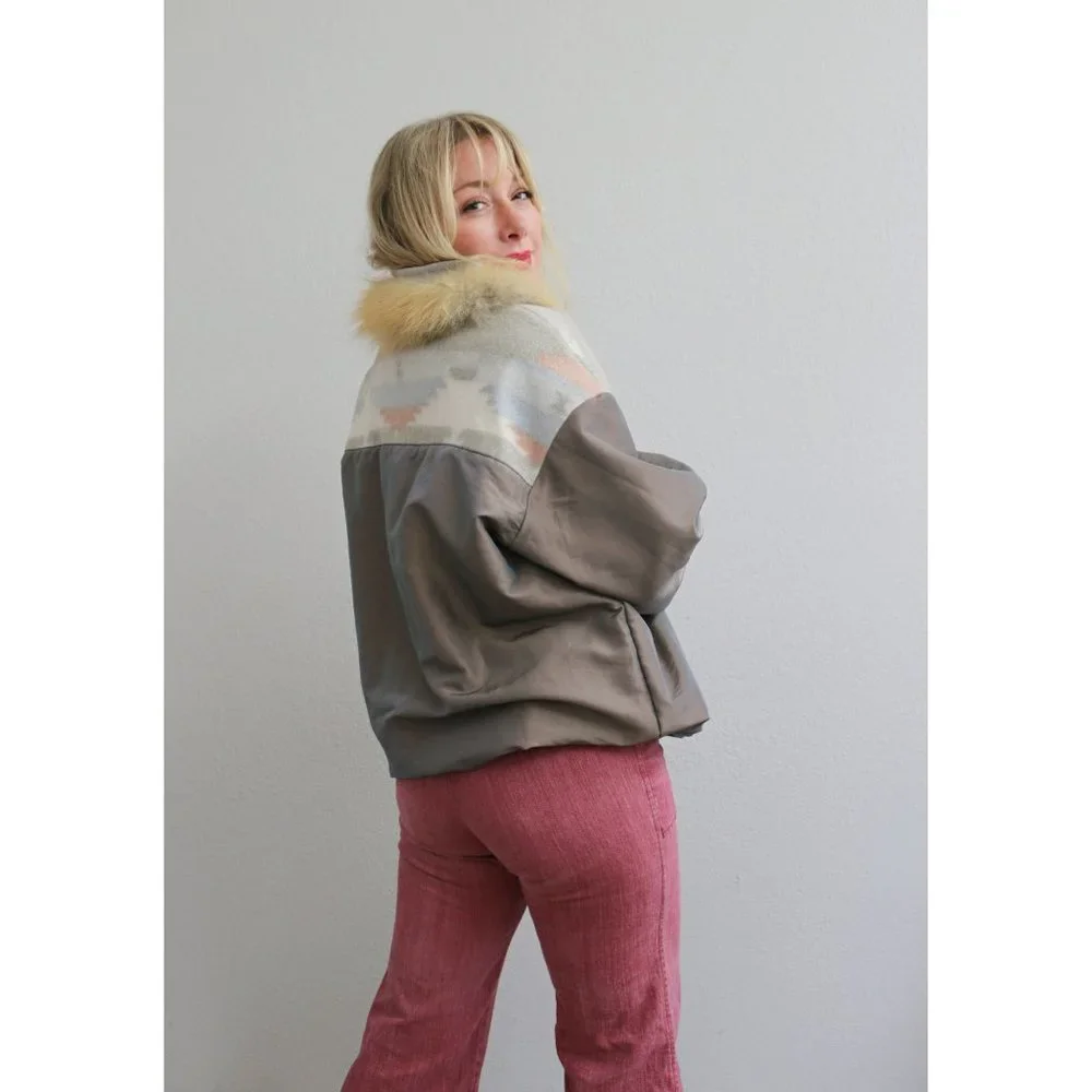 1990's Vintage Wild Child Southwestern Windbreaker Jacket Women's Size LG XL XXL